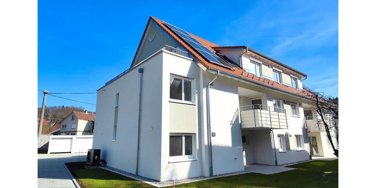 Wunderschöne Neubauwohnung mit Garten in ruhiger Lage! 4,5-Zimmer - Garage und Stellplatz! 4.5 zimmer