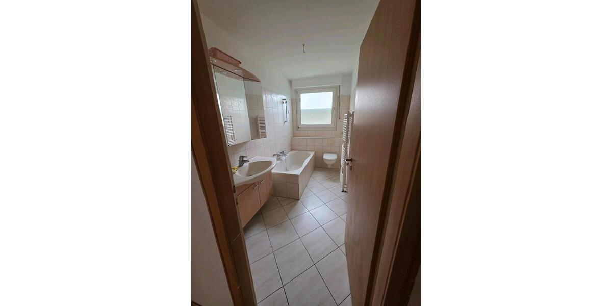 Erdgeschoßwohnung Minden - 3 Zimmer, 73 m&sup2;, 650&euro; | Angebot:25813850