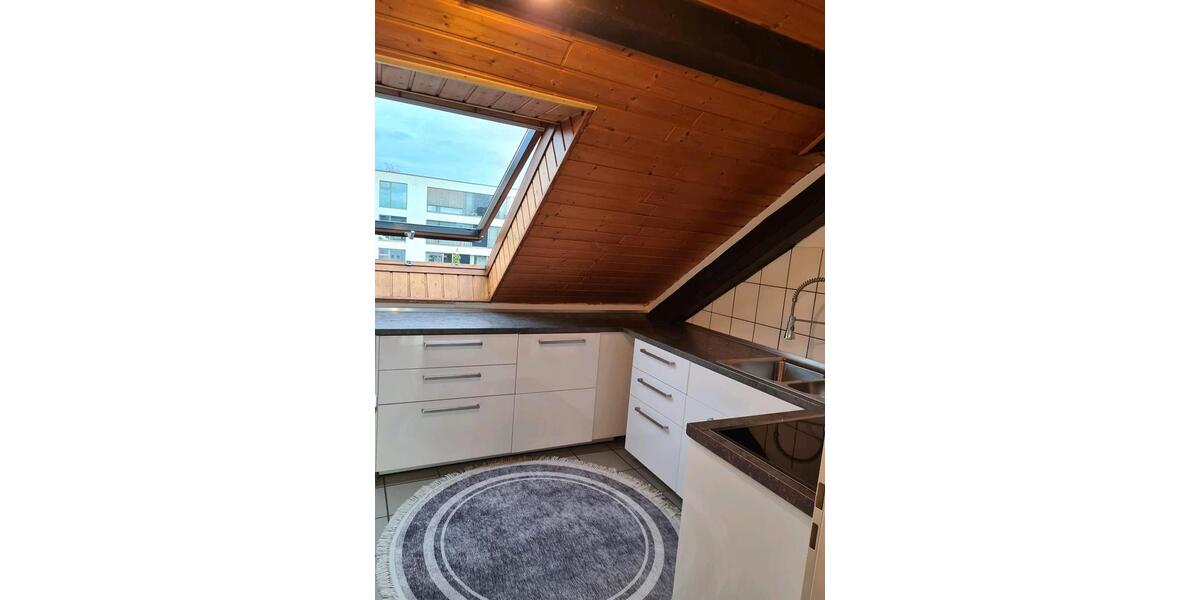 Dachgeschoßwohnung Düren Distelrath - 3 Zimmer, 86 m&sup2;, 670&euro; | Angebot:26577541
