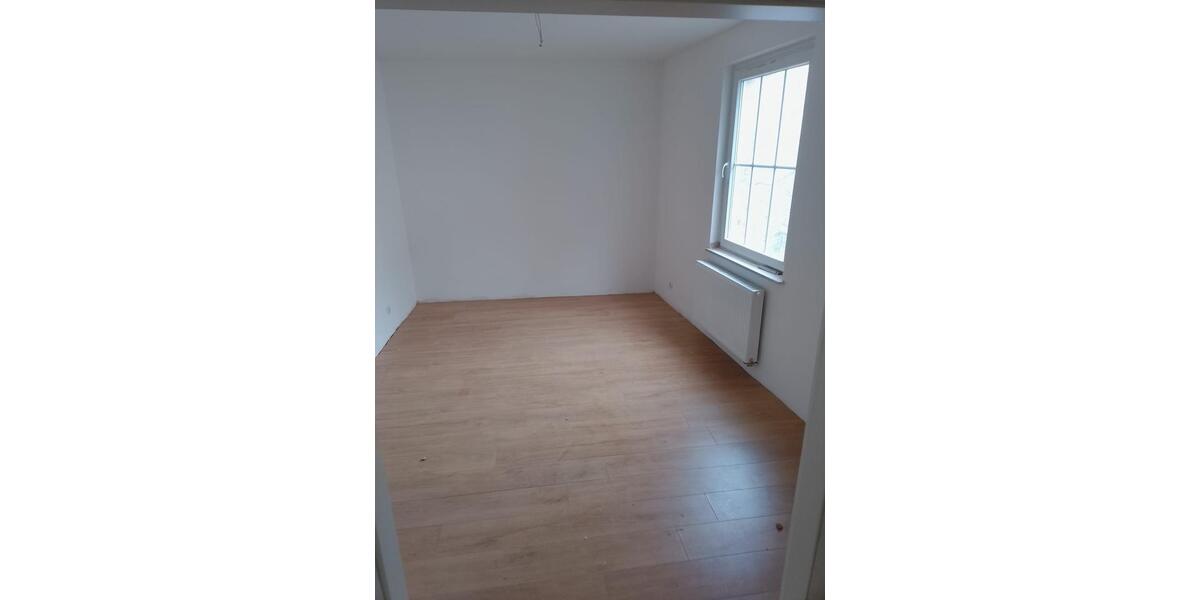 Etagenwohnung Linnich - 3 Zimmer, 82 m&sup2;, 750&euro; | Angebot:25151180