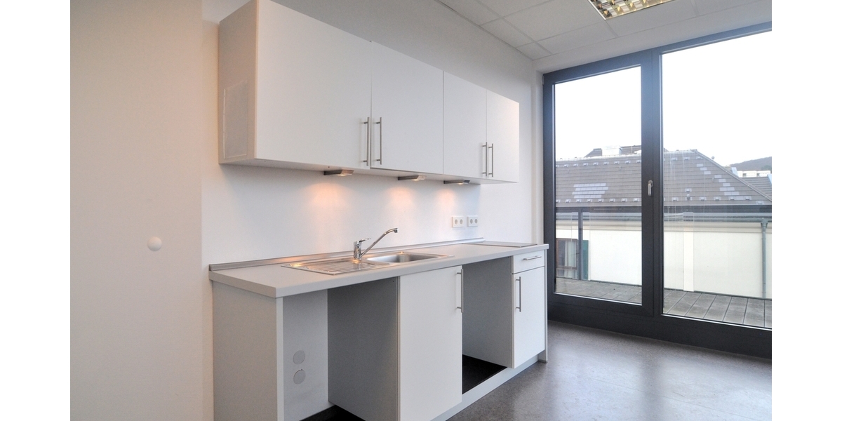 VERMIETET! Praxisfläche mit Penthouse-Feeling im Ärztehaus - Gewerbeobjekt Königstein | Angebot:26339473