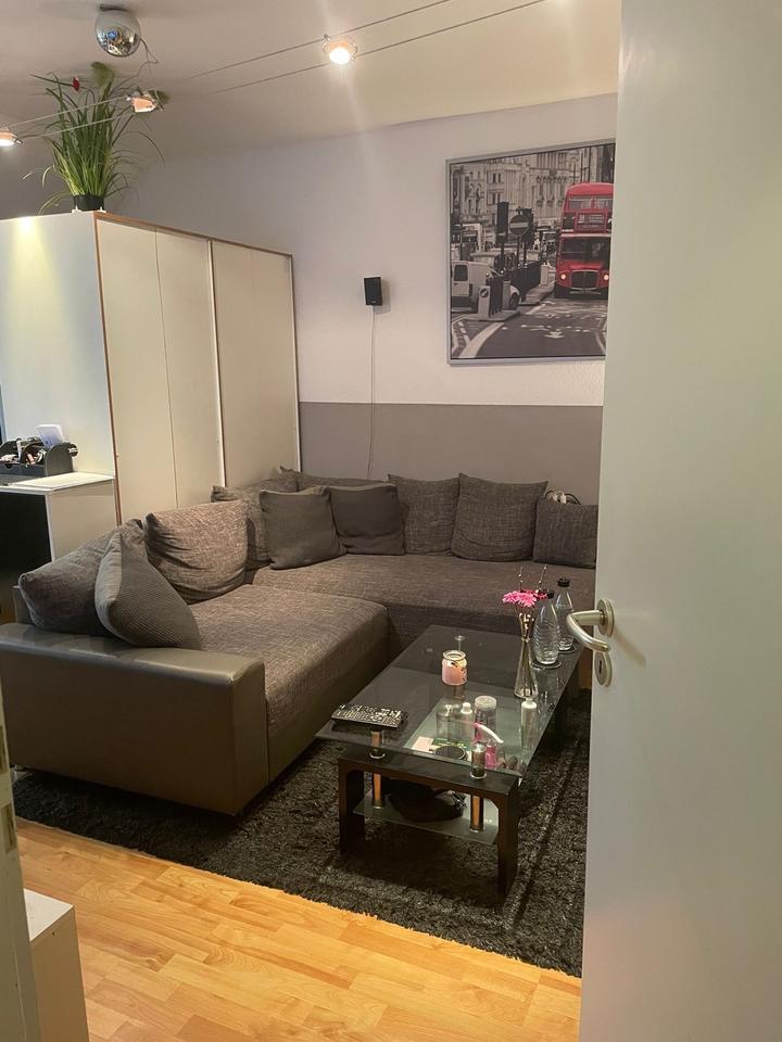 Charmante 1 Zimmer Wohnung in der Altstadt von Wedel zimmer