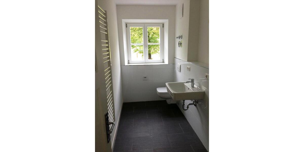 Hochparterre Bayrischzell - 3 Zimmer, 84 m&sup2;, 1.250&euro; | Angebot:26041383