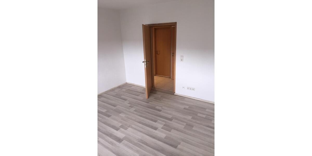 Etagenwohnung Dargun - 3 Zimmer, 60 m&sup2;, 360&euro; | Angebot:24762604