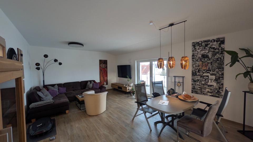 Dachgeschoßwohnung Emmerting - 3 Zimmer, 95 m&sup2;, 1.020&euro; | Angebot:25965976