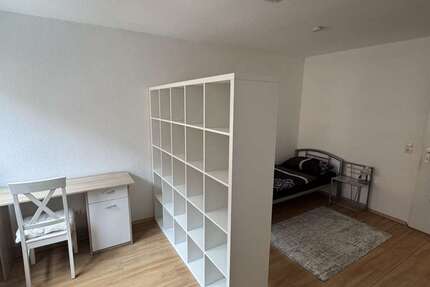 Wohnung Mannheim / Waldhof Waldhof - 1 Zimmer, 80 m&sup2;, 400&euro; | Angebot:27444004