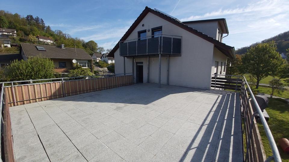 Etagenwohnung Werbach - 4 Zimmer, 111 m&sup2;, 880&euro; | Angebot:26234302