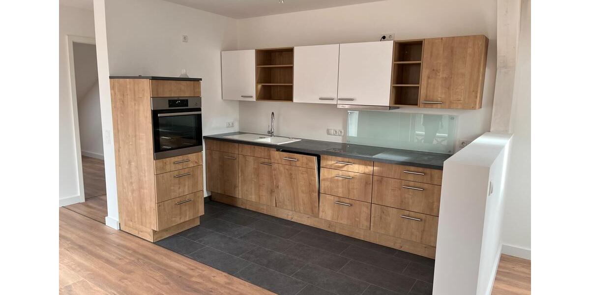 Dachgeschoßwohnung Rudolstadt - 2 Zimmer, 66 m&sup2;, 660&euro; | Angebot:24751528