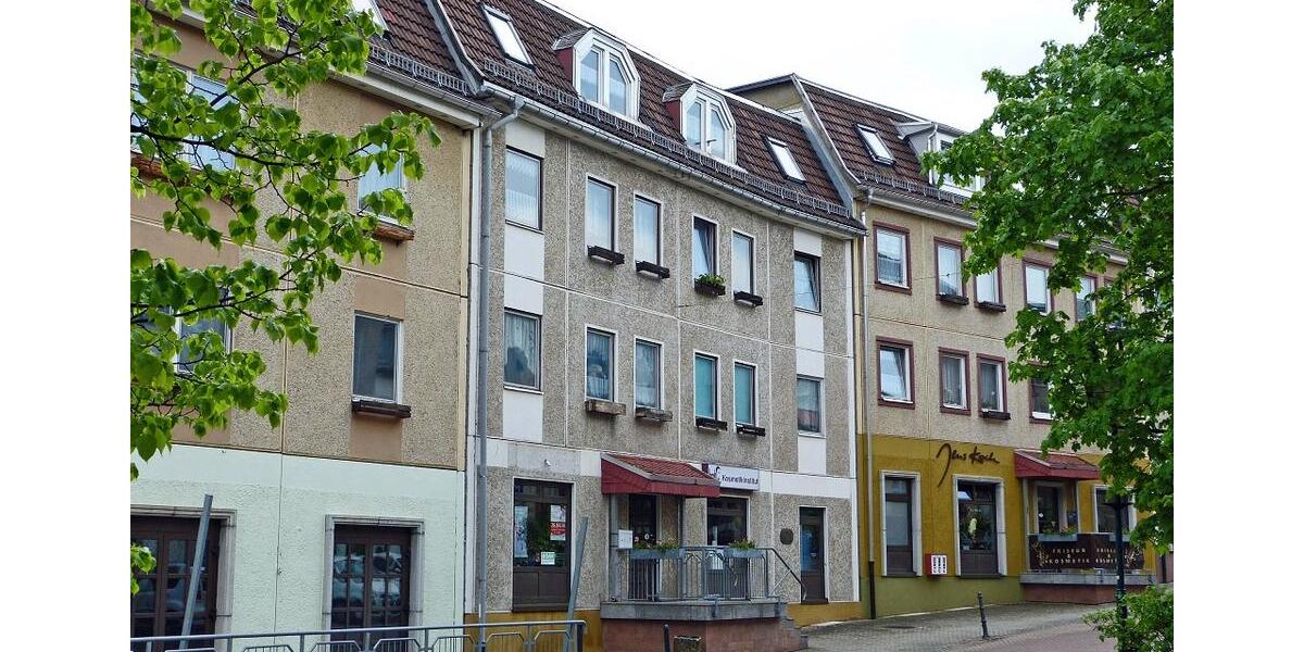 Sanierte 3-Raum-Wohnung im Stadtzentrum mit Balkon 3 zimmer