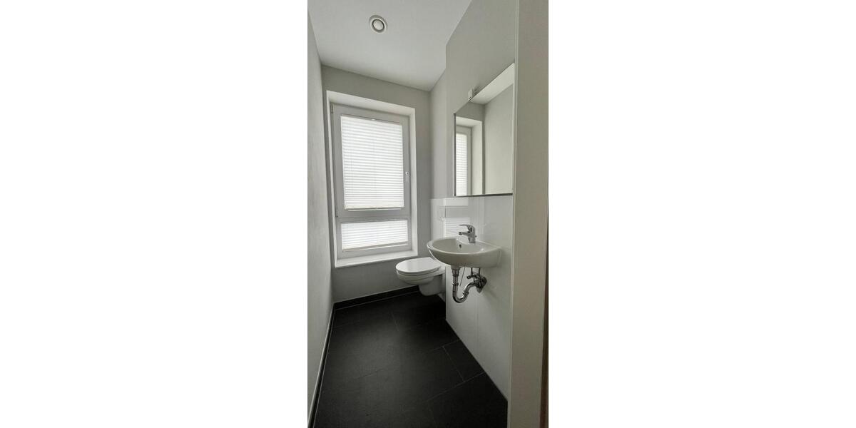 Einfamilienhaus Bad Pyrmont - 4 Zimmer, 180 m&sup2;, 1.600&euro; | Angebot:26470340