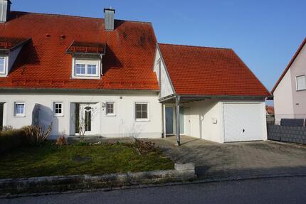 Haus Herrieden - 5 Zimmer, 106 m&sup2;, 1.160&euro; | Angebot:25977754