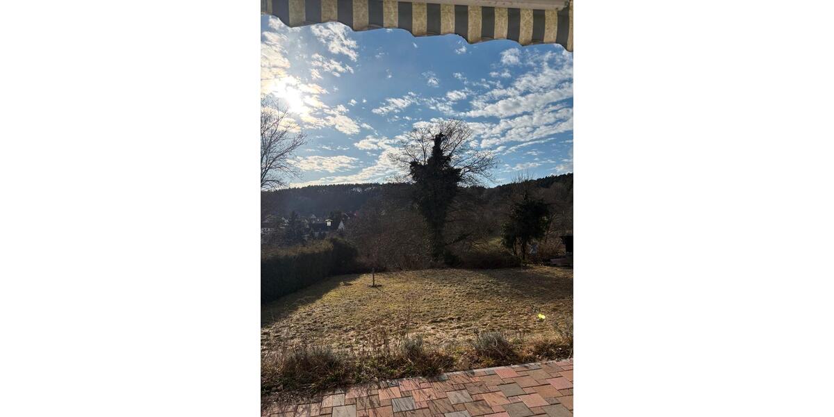 Erdgeschoßwohnung Nabburg - 3 Zimmer, 135 m&sup2;, 1.440&euro; | Angebot:25370217