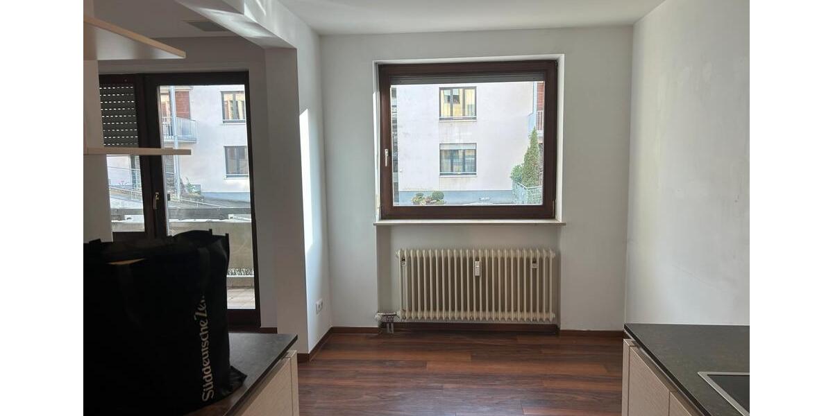 Terrassenwohnung Würzburg - 4 Zimmer, 104 m&sup2;, 1.500&euro; | Angebot:25993794