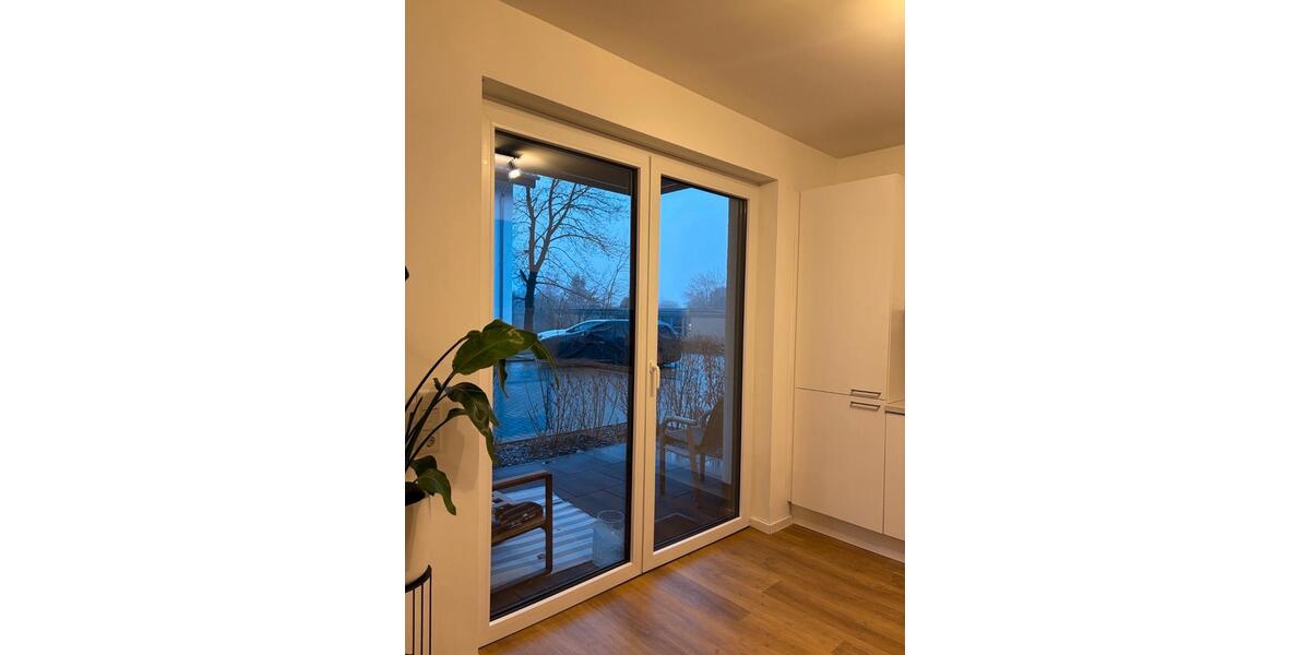 Etagenwohnung Blomberg - 2 Zimmer, 63 m&sup2;, 365&euro; | Angebot:25017084