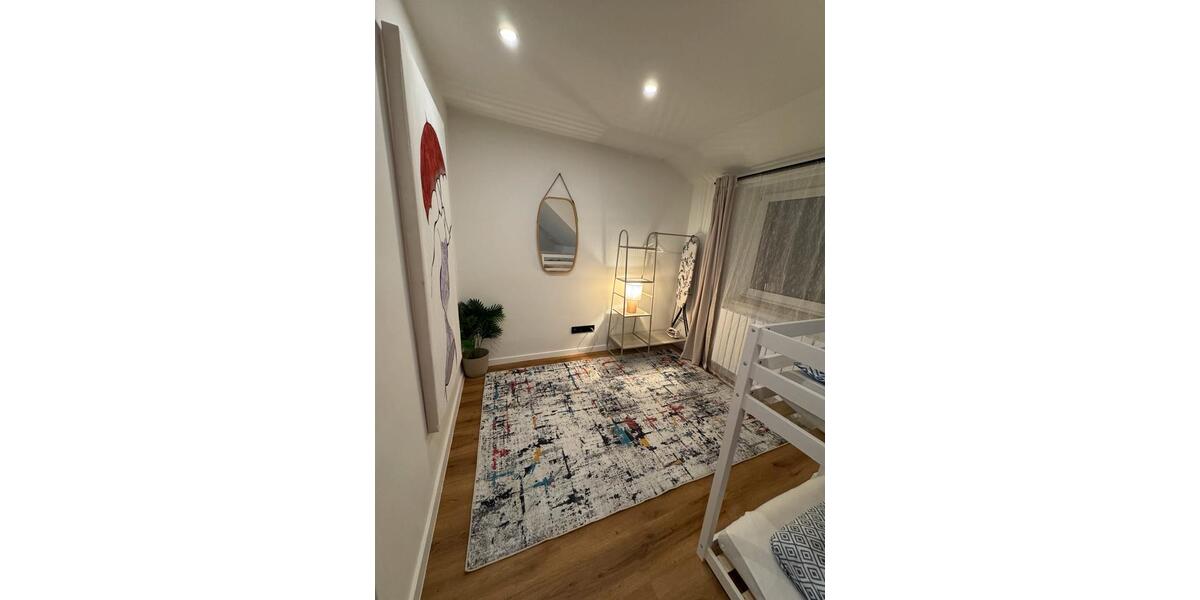 Einfamilienhaus Odelzhausen - 6 Zimmer, 200 m&sup2;, 5.000&euro; | Angebot:25025237