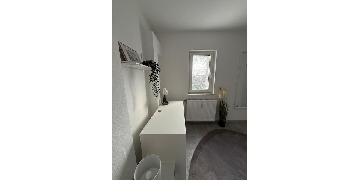 Wohnen auf Zeit Essen Huttrop - 1 Zimmer, 13 m&sup2;, 460&euro; | Angebot:25723303