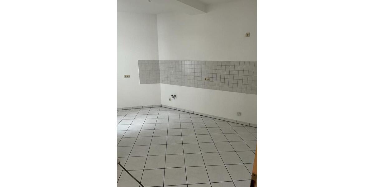 Erdgeschoßwohnung Nordhausen - 3 Zimmer, 110 m&sup2;, 858&euro; | Angebot:23646684