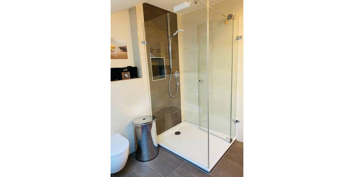 Reihenmittelhaus Lörrach - 5 Zimmer, 147 m&sup2;, 1.950&euro; | Angebot:26804049