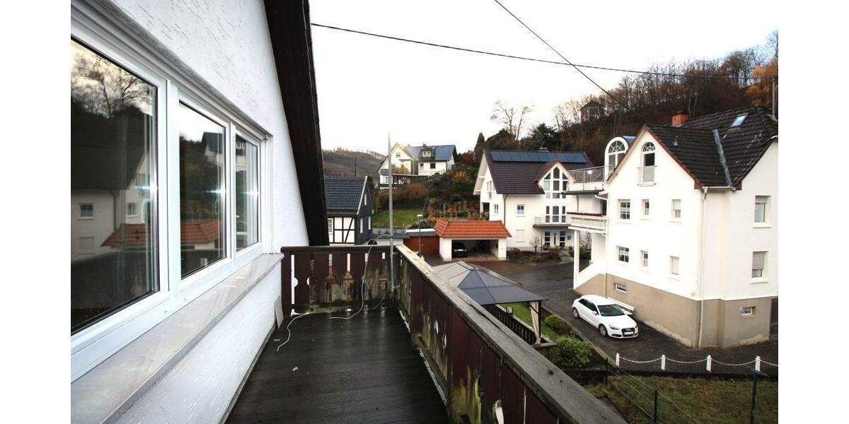 Etagenwohnung Lennestadt Langenei - 4 Zimmer, 126 m&sup2;, 700&euro; | Angebot:25836196