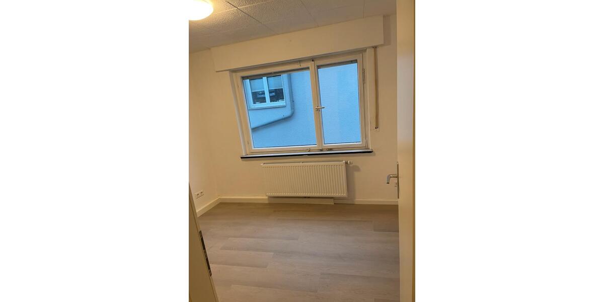 Etagenwohnung Fellbach - 4 Zimmer, 15 m&sup2;, 410&euro; | Angebot:26212061