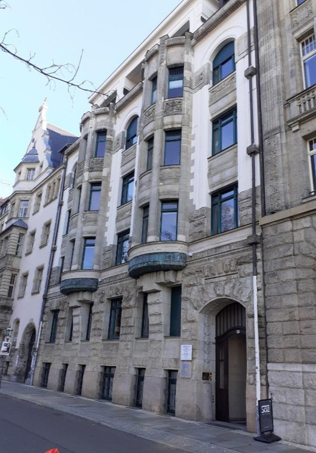 Vielseitig nutzbare, moderne Büroeinheit in der Leipziger City mit guter Verkehrsanbindung! zimmer