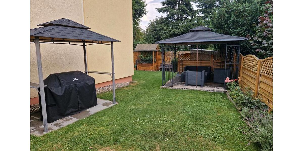 2-Zimmer-Wohnung im Erdgeschoss mit Kamin und großen Garten 2 zimmer
