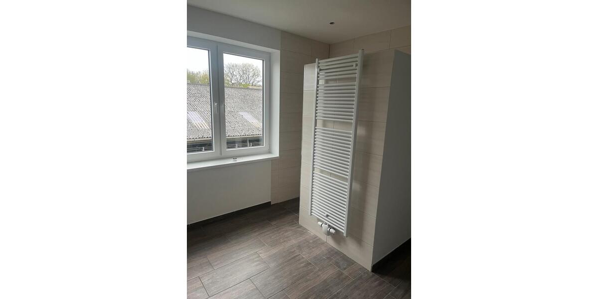 Etagenwohnung Gnarrenburg - 4 Zimmer, 130 m&sup2;, 1.100&euro; | Angebot:26463814