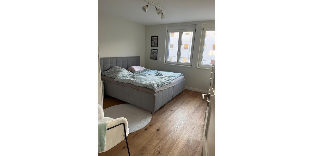 Etagenwohnung Stuttgart Stuttgart-Mitte - 3 Zimmer, 74 m&sup2;, 1.400&euro; | Angebot:26420783