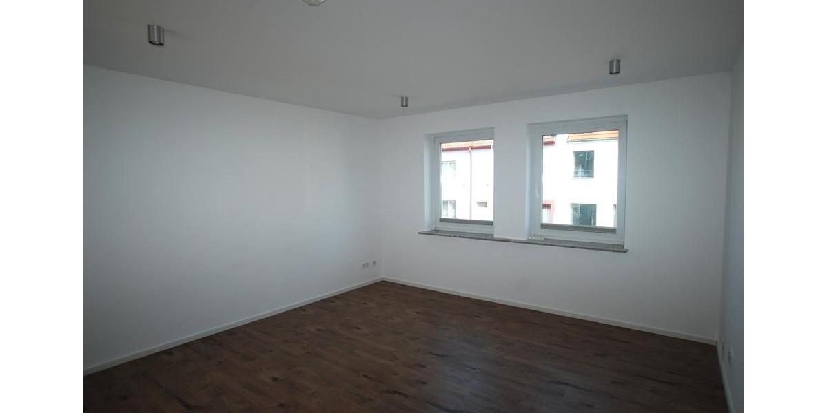 Etagenwohnung Mainz Laubenheim - 4 Zimmer, 136 m&sup2;, 2.100&euro; | Angebot:26254699