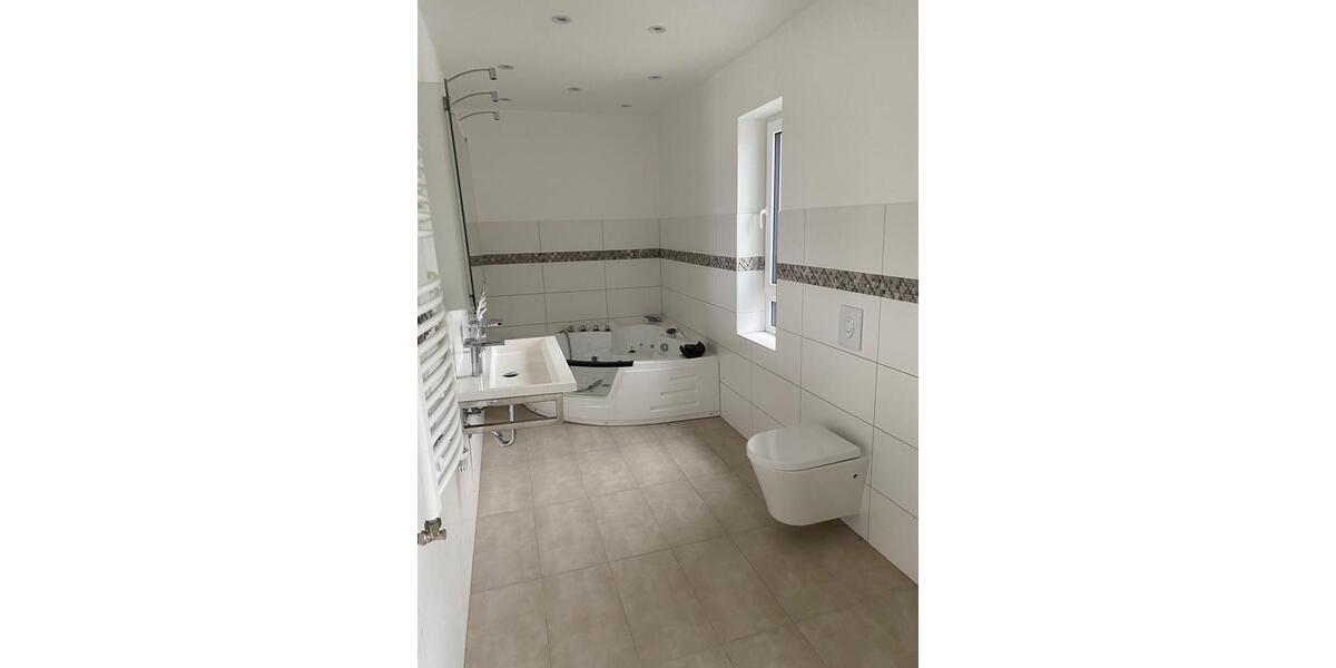 Dachgeschoßwohnung Hanau - 3 Zimmer, 114 m&sup2;, 1.590&euro; | Angebot:24356593