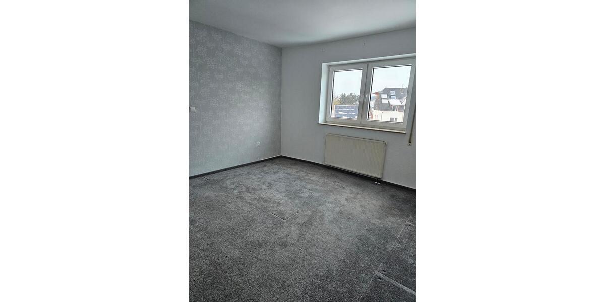 Etagenwohnung Kassel - 4 Zimmer, 120 m&sup2;, 1.000&euro; | Angebot:24482250