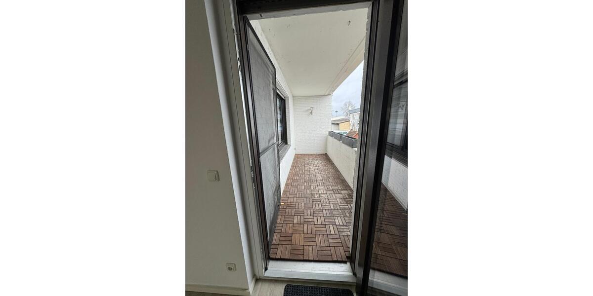 Mitarbeiterwohnung (90 qm) 1. OG – Wohnung & Arbeit kombiniert 3 zimmer