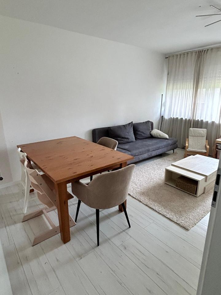Schöne 4 Zimmer Wohnung in Montabauer