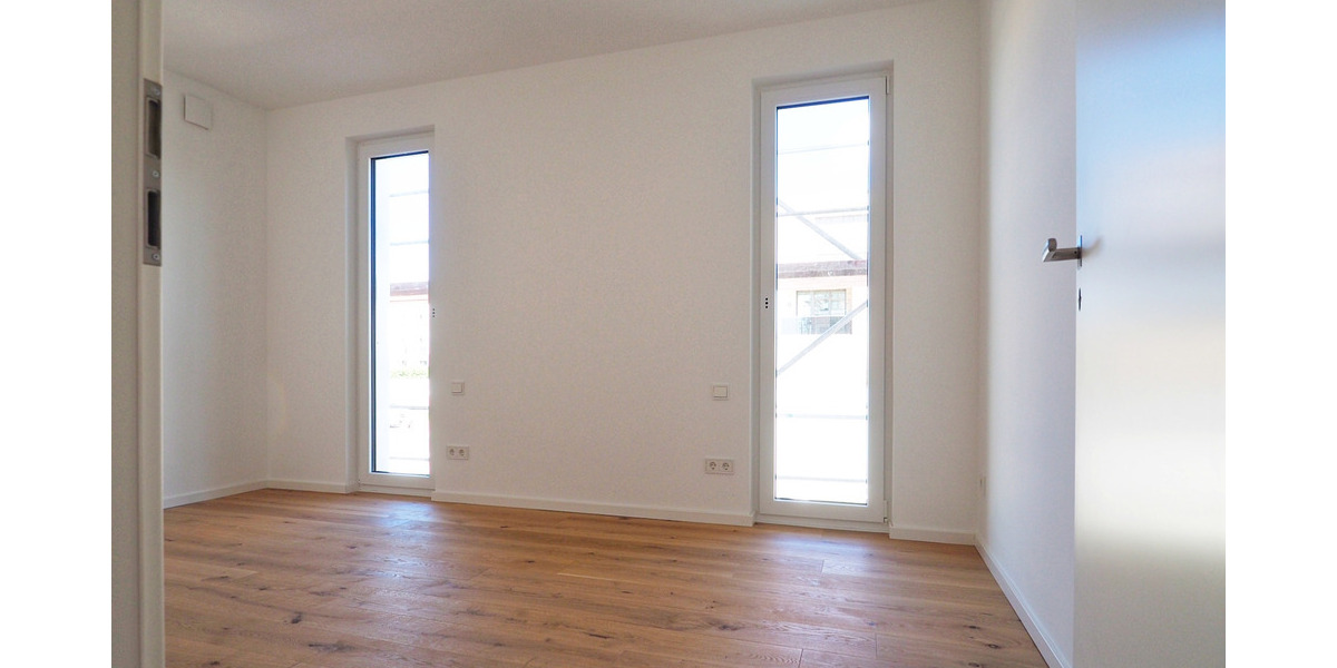 Schöner Wohnen am Schweriner See WaisenhausGärten wirklich 1. Reihe am Wasser - Etagenwohnung Schwerin Werdervorstadt | Angebot:26790961