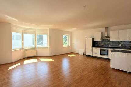 Wohnung Bad Camberg - 3 Zimmer, 101 m&sup2;, 1.250&euro; | Angebot:26976440