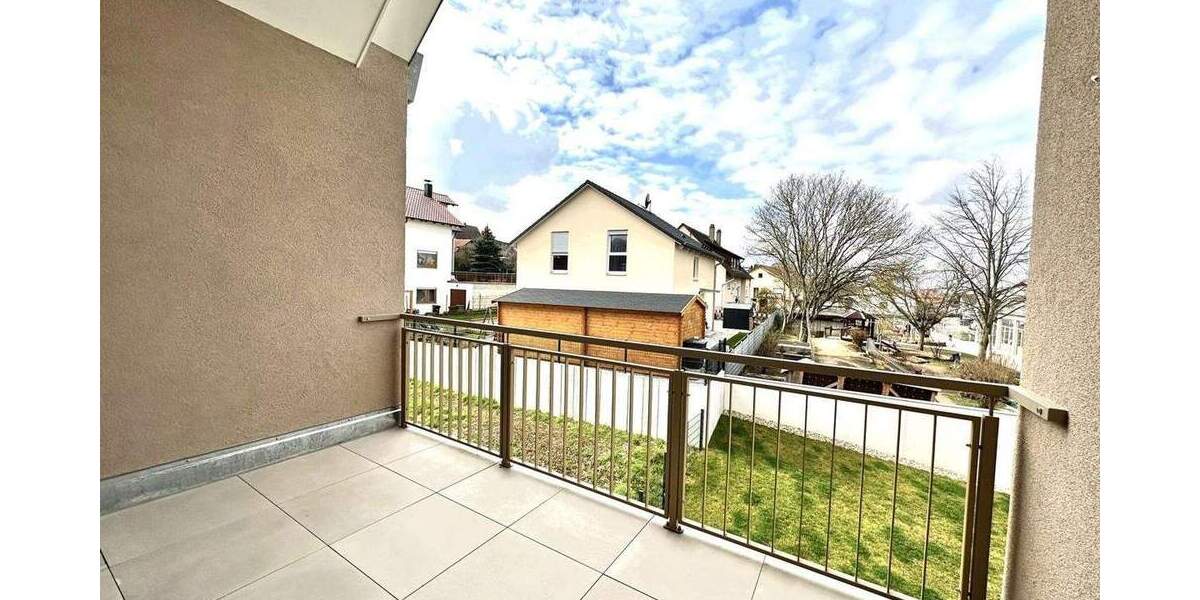 Etagenwohnung Kieselbronn - 3 Zimmer, 99 m&sup2;, 1.390&euro; | Angebot:25744483