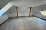 Dachgeschoßwohnung Lohne (Oldenburg) - 4 Zimmer, 140 m&sup2;, 1.100&euro; | Angebot:26698574