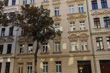 Wohnung zum Mieten in Leipzig 230 € 25.68 m² 1 zimmer