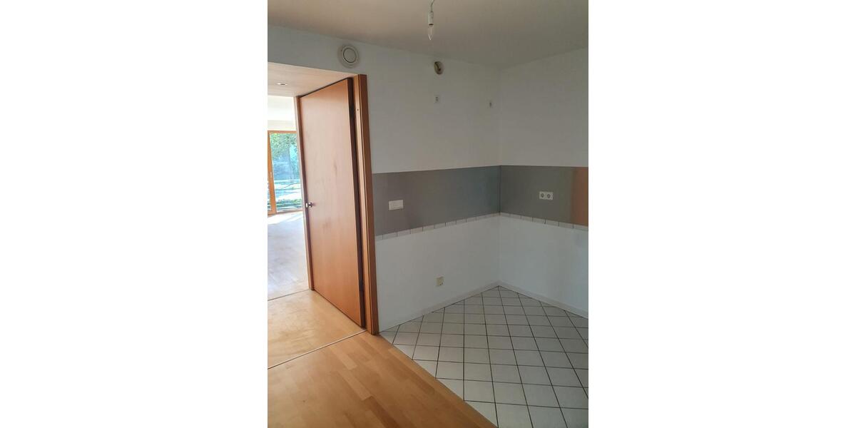 Erdgeschoßwohnung Hannover Döhren-Wülfel - 4 Zimmer, 91 m&sup2;, 1.050&euro; | Angebot:24751402