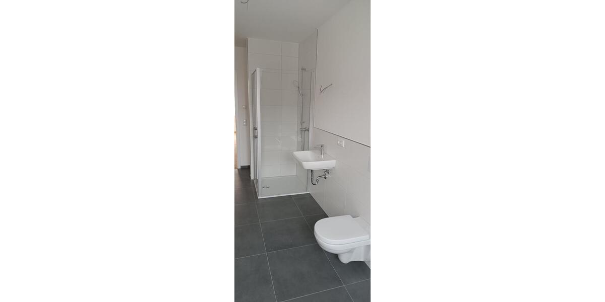 Dachgeschoßwohnung Oettingen in Bayern - 3 Zimmer, 103 m&sup2;, 1.200&euro; | Angebot:24877175