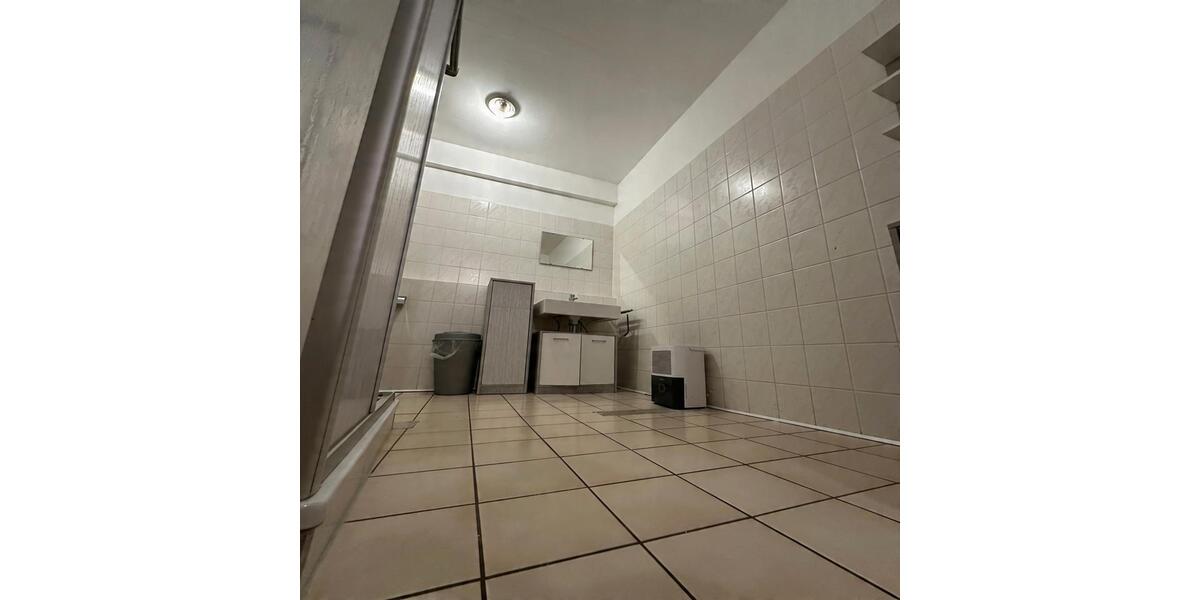 Etagenwohnung Übach-Palenberg Palenberg - 3 Zimmer, 150 m&sup2;, 450&euro; | Angebot:26196157