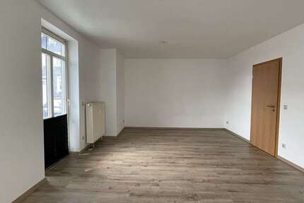 Wohnung zum Mieten in Sonneberg 330 € 52 m² 1 zimmer