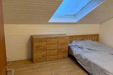 Helles WG-Zimmer in Reutlingen-Ohmenhausen –Ideal für einen Frau? 1 zimmer