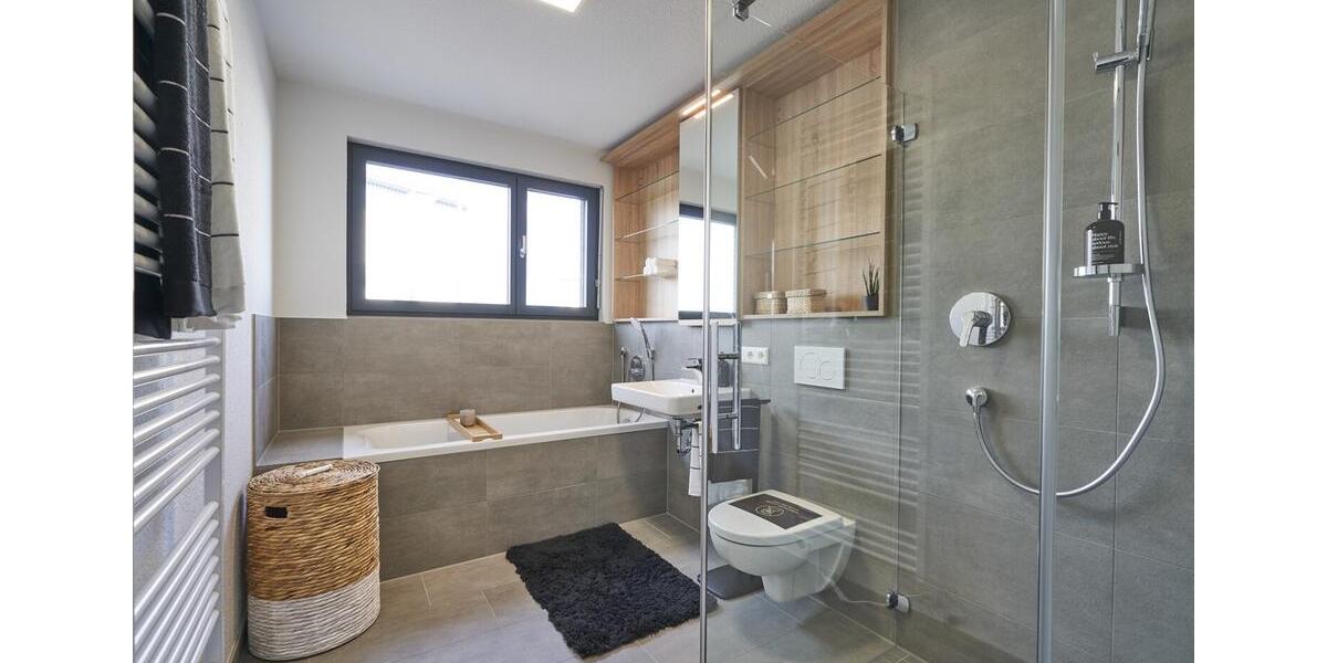 Reihenhaus Kaufbeuren - 5 Zimmer, 133 m&sup2;, 1.590&euro; | Angebot:24802513