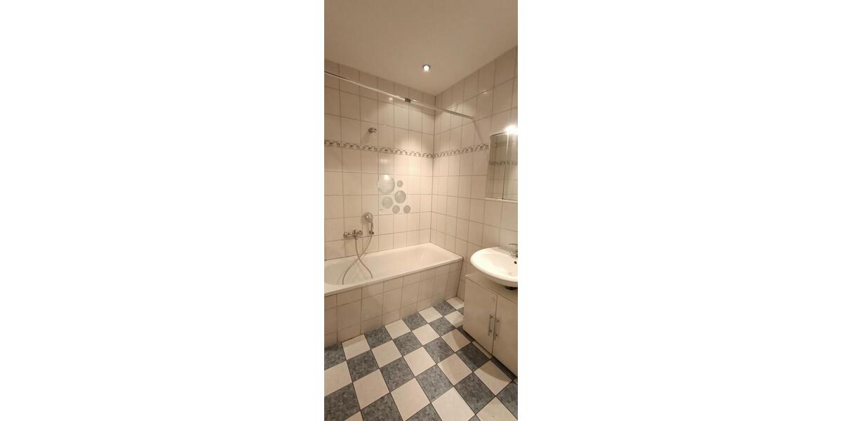 Dachgeschoßwohnung Mühlhausen (Thüringen) - 3 Zimmer, 86 m&sup2;, 520&euro; | Angebot:26440890