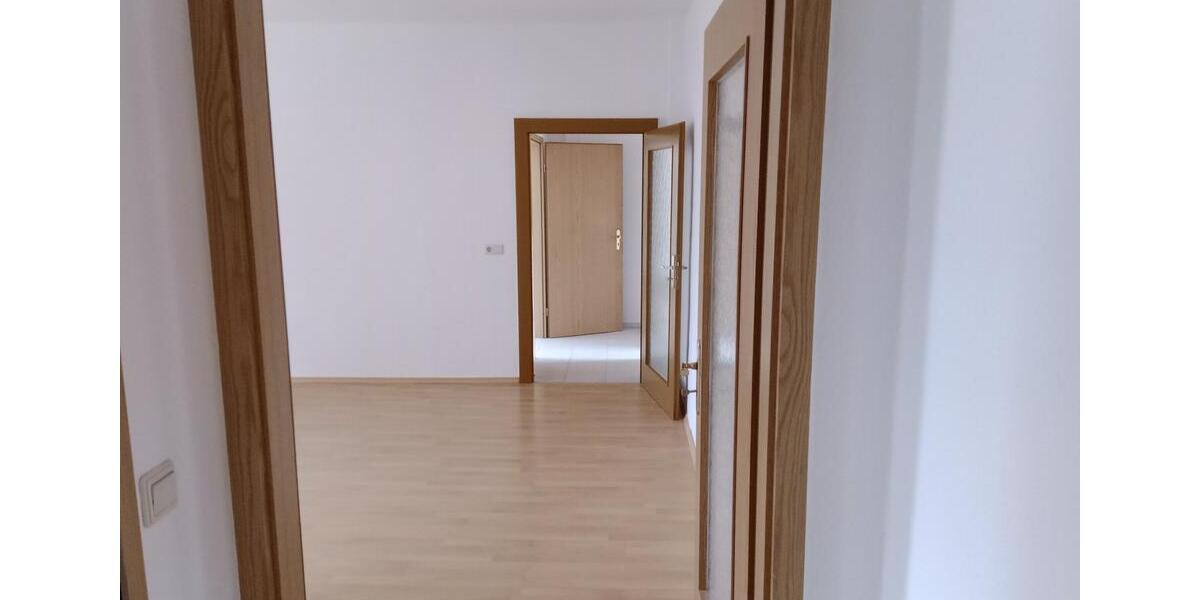 Etagenwohnung Ebersbach - 2 Zimmer, 57 m&sup2;, 377&euro; | Angebot:26125412
