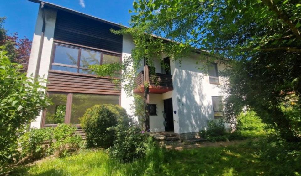 EG Mietwohnung 125 m² – 4 Zimmer – Terrasse & Garten – Kamin 4 zimmer