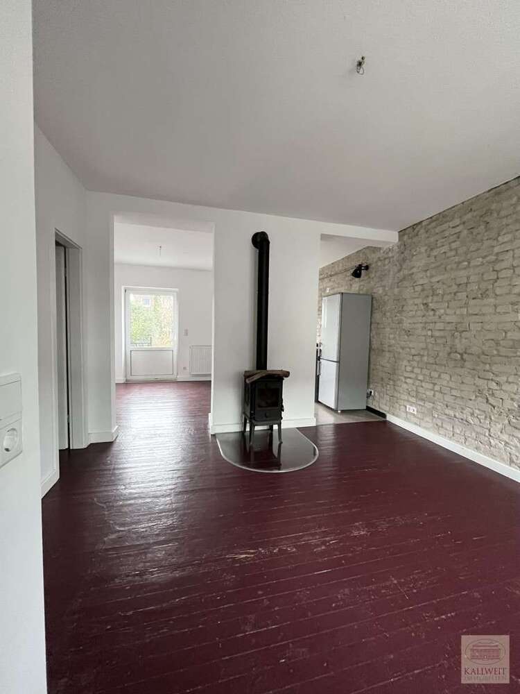Haus zum Mieten in Düsseldorf Rath 1.600 € 85 m²