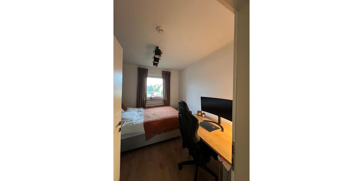 Etagenwohnung Lage - 1 Zimmer, 71 m&sup2;, 590&euro; | Angebot:25719986