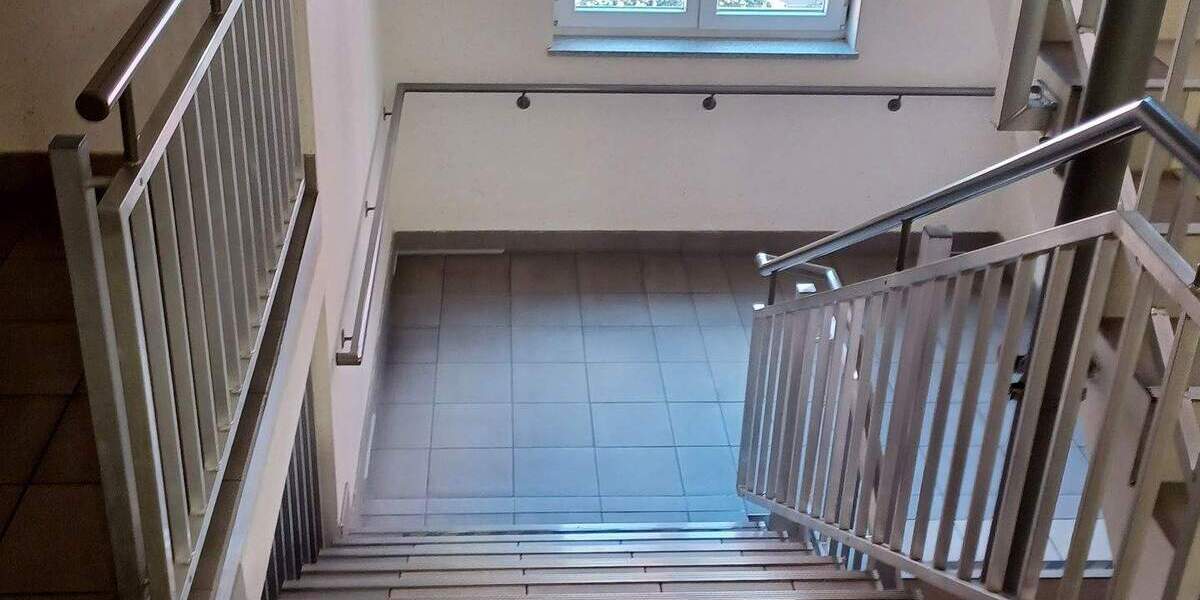 Etagenwohnung Nürnberg Lorenz - 3 Zimmer, 89 m&sup2;, 1.139&euro; | Angebot:24789405